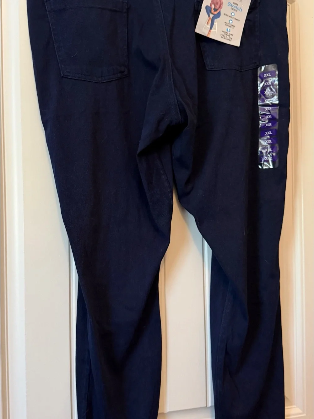 NWT-Size XXL HUE Women's Yoga Stretch Denim Leggings - Navy Blue - Picture 2 of 4